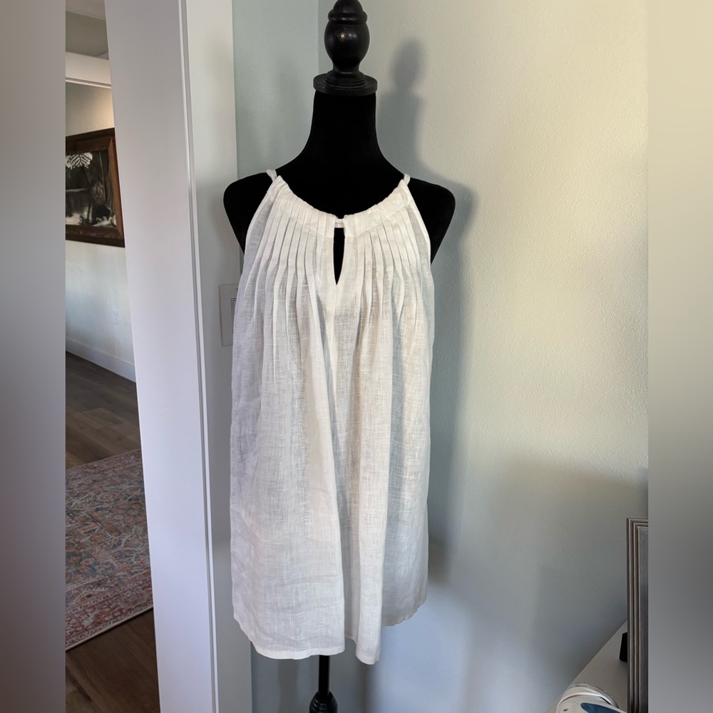 Yuvita linen size small white line halter neck tunic top EUC